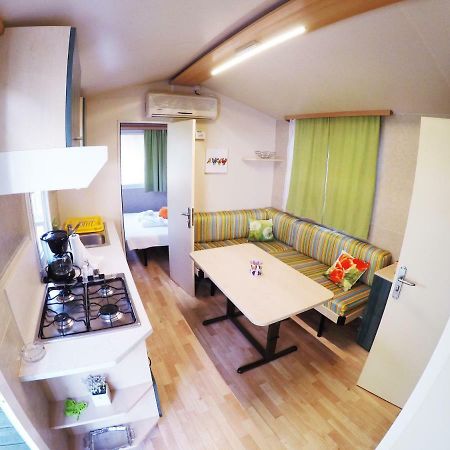 Accommodation Suzy Zadar Extérieur photo
