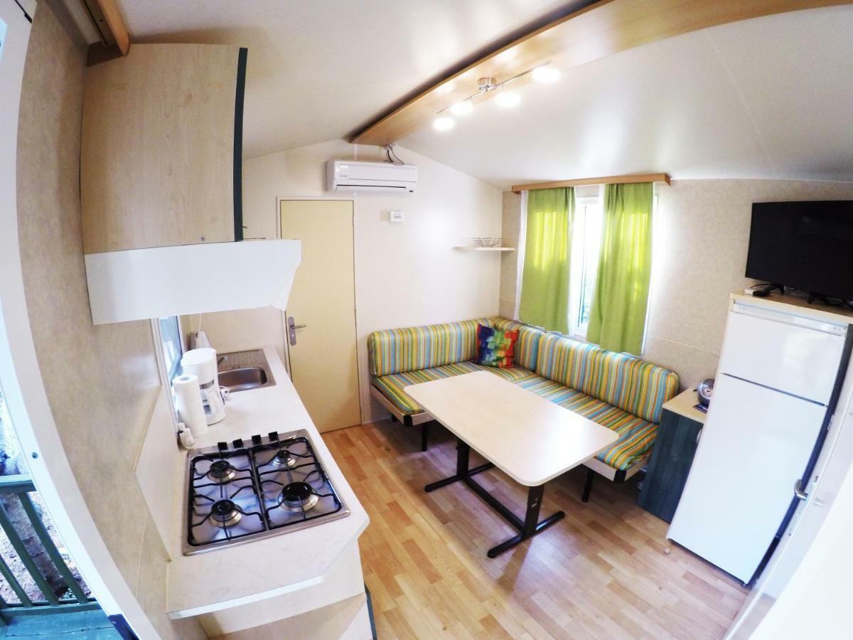 Accommodation Suzy Zadar Extérieur photo